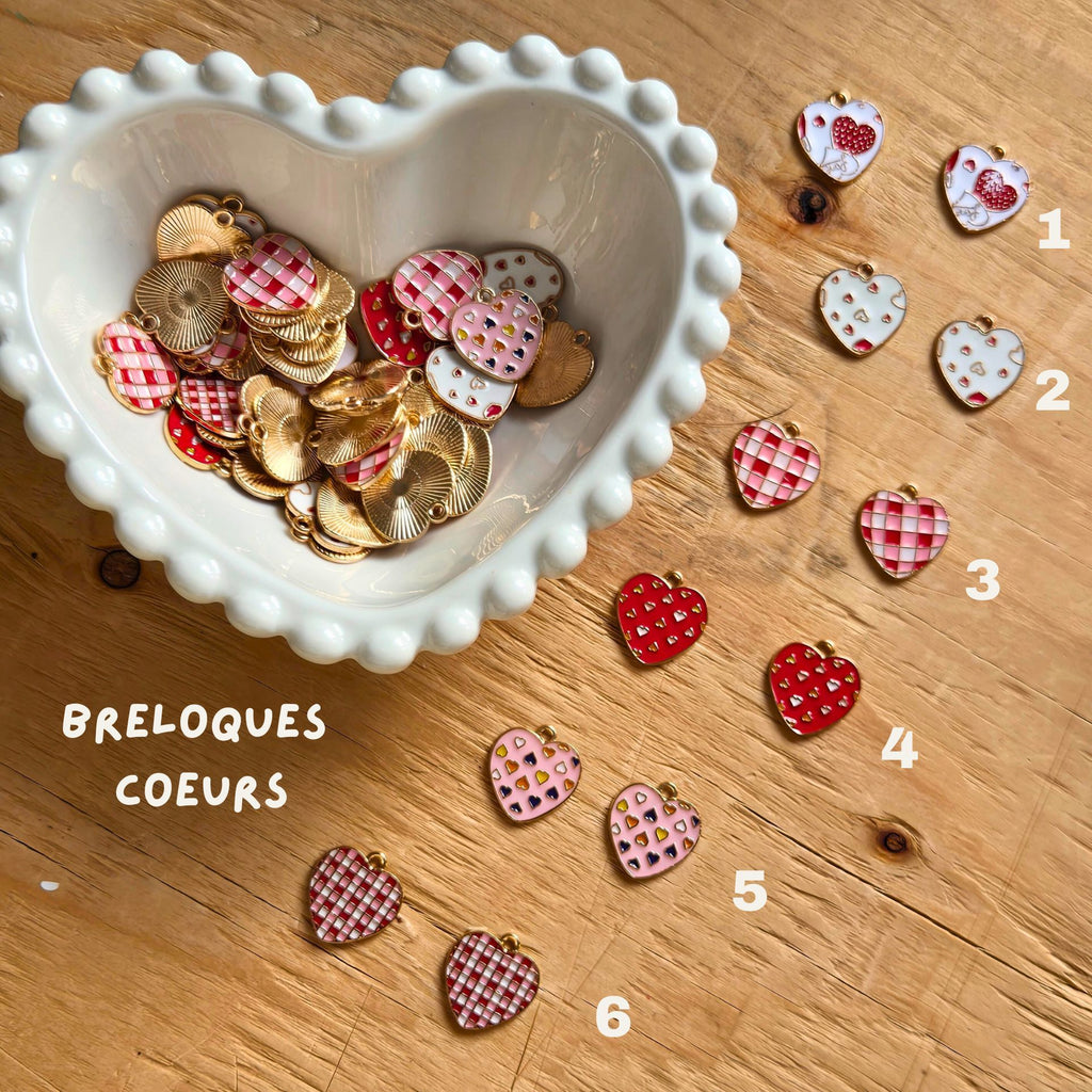 Le Porte-clé Complice – Personnalisé avec breloques & distributeur de sacs